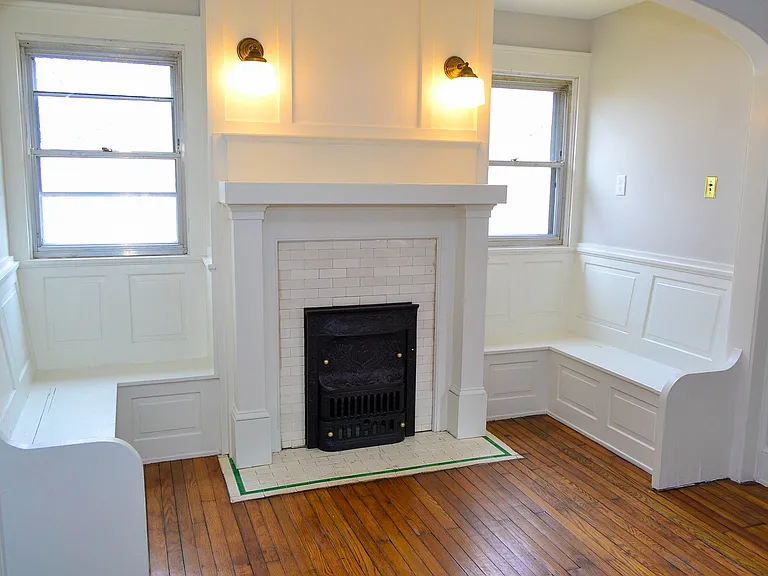 9909 Newton Ave — Photo 3