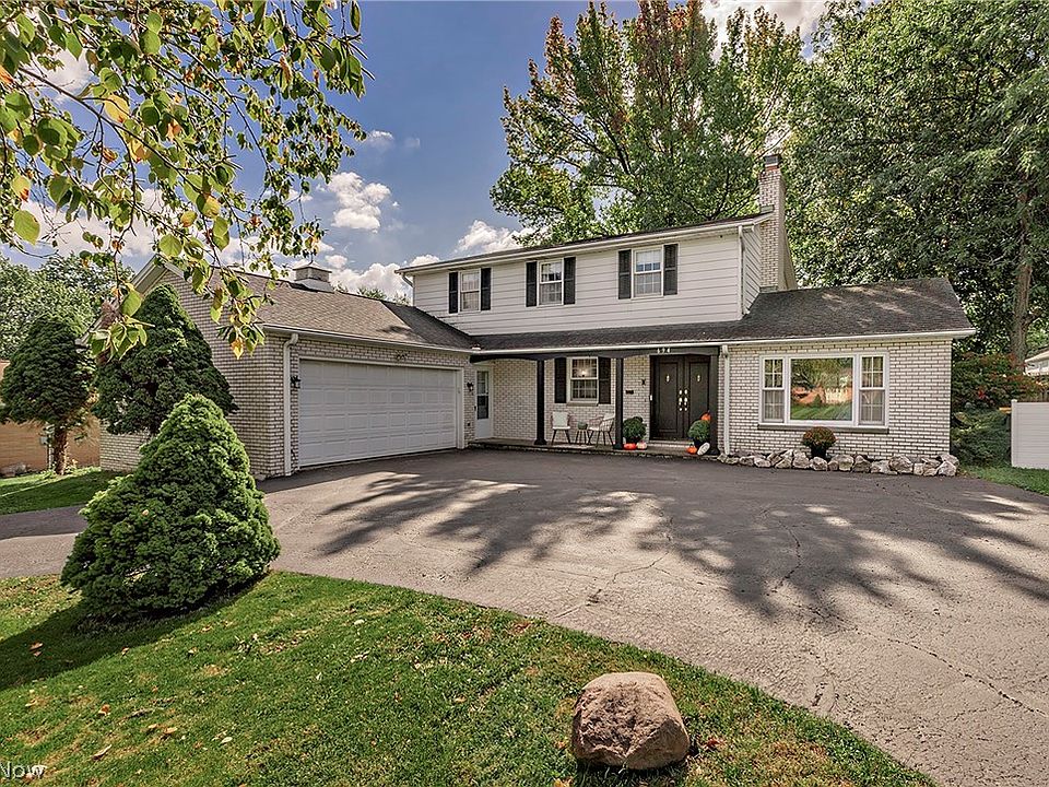 1st image of 694 Simich Dr
