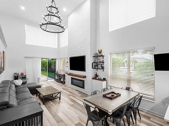 5th image of 5705 NW 42ND Court