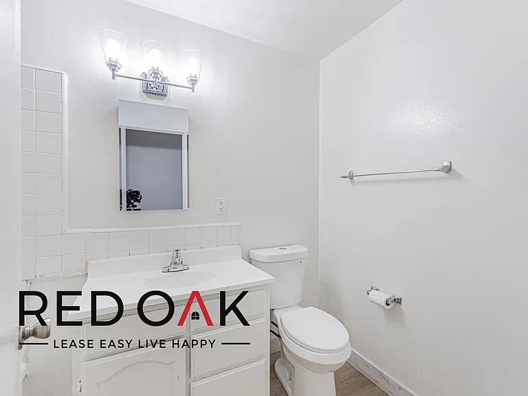Kabir Apts (Montrose) — Photo 14