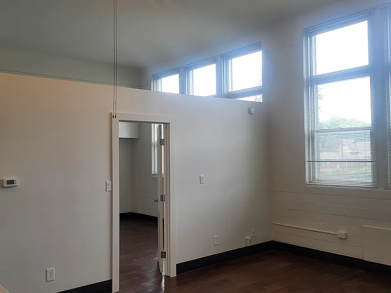 1100 17th St #3G — Photo 11