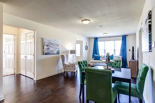 Glenrock Apartments Photo 1