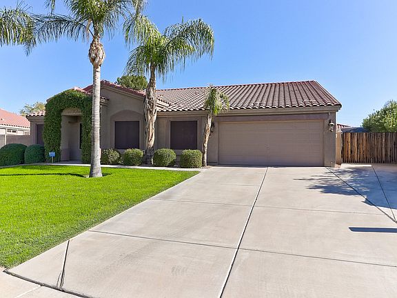 2nd image of 6119 N 83rd Dr