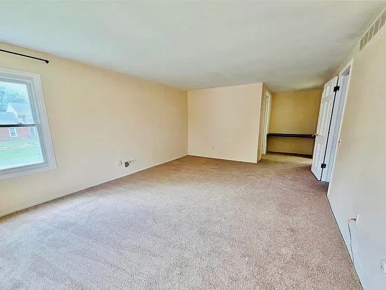 5715 Hobnail Cir — Photo 20
