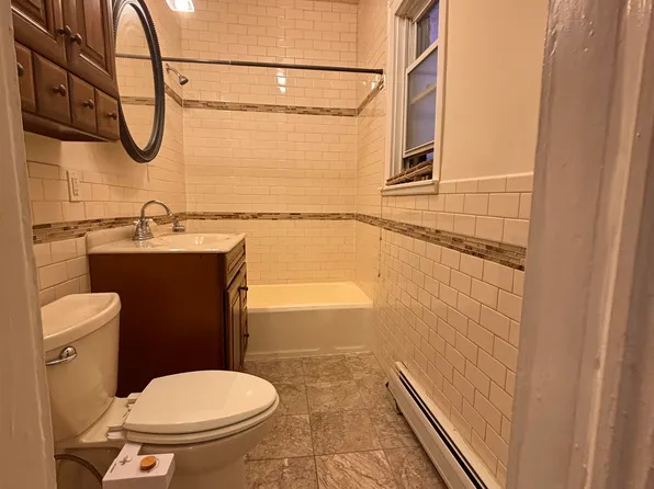 333 Sip Avenue image 12 of 14