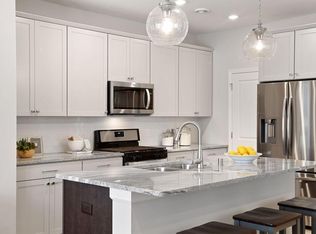 2424 S Blossom Cir, Long Lake, MN 55356