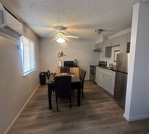 3rd image of 1380 E Bulldog Ln APT 103