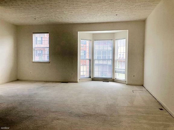 3035BAD0-E40F-433E-84F6-D7AE94C01F86