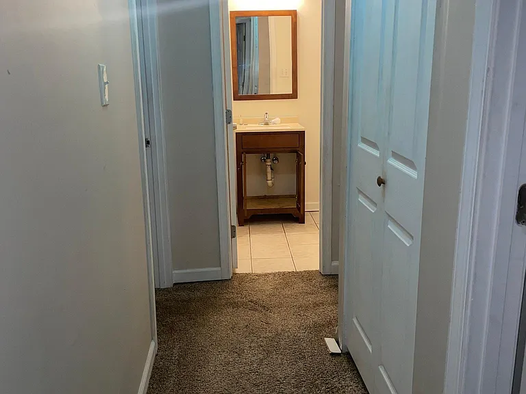 3410 Bangor Ct — Photo 2