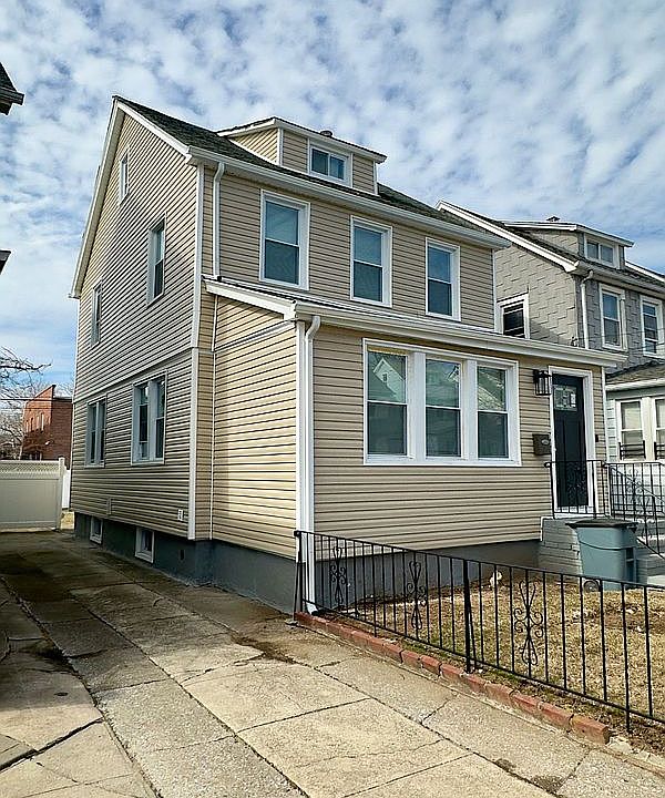 1st image of 114-16 207th St