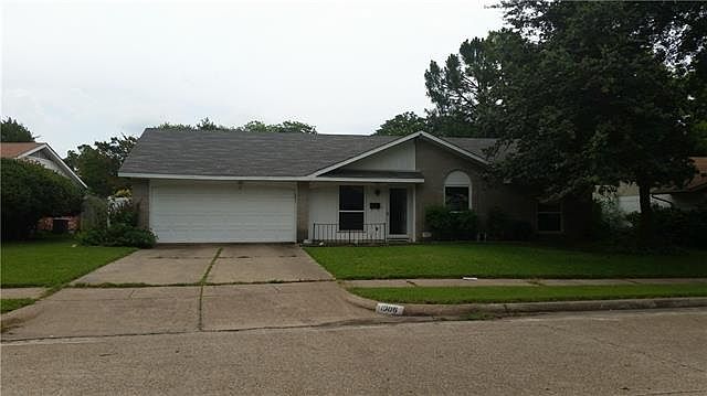 1st image of 1006 Greenbriar Dr