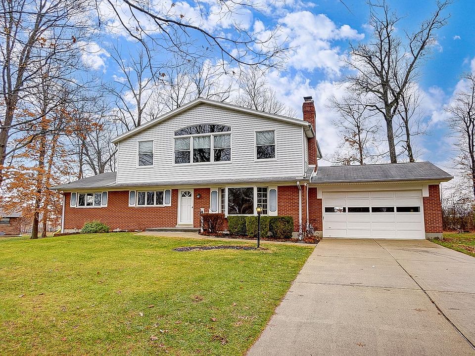 1st image of 3738 Yellowstone Dr