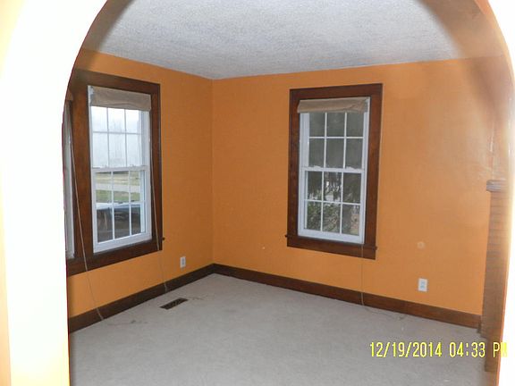 3rd image of 2515 NE Woodrow Dr