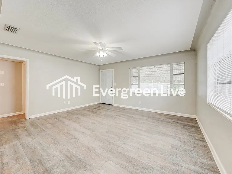 4501 Dr Martin Luther King Jr St N — Photo 3