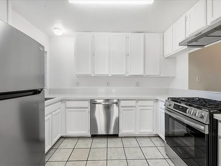 31601 Avenida Maravilla — Photo 1