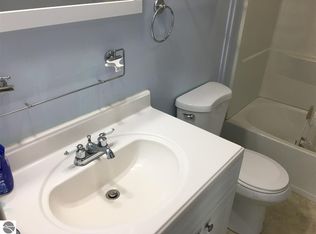 819 Haley St, Midland, MI 48640