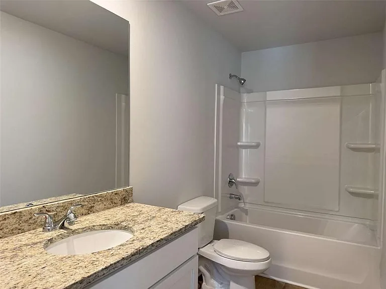 111 Woodside Ct — Photo 17