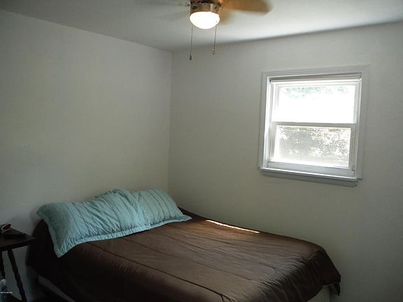 5th image of 3370 B Dr S