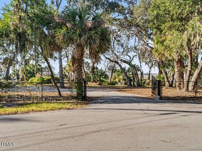 2001 Berkeley Cir, Port Royal, SC, 29935