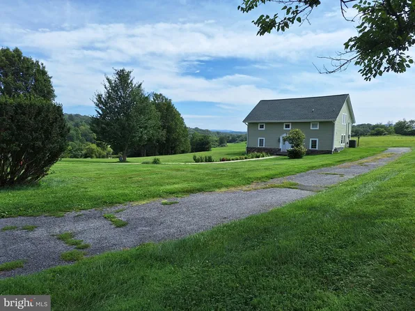 2254 Winchester Rd, Delaplane, VA 20144