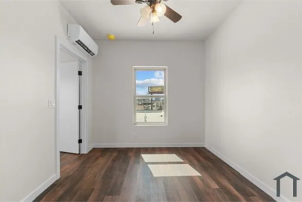 524 N 7th St — Photo 15