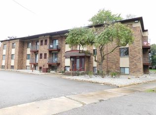1860 Mahoning Ave NW #205, Warren, OH 44483