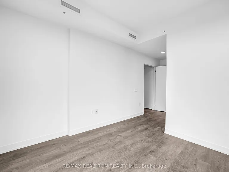 39 Mary St #2005 — Photo 20