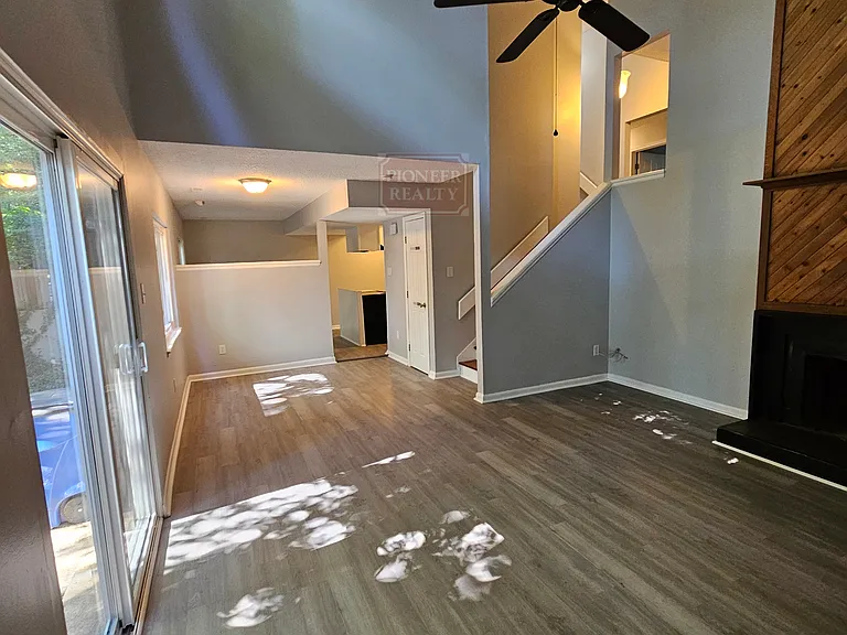 1827 Ivystone Dr — Photo 19