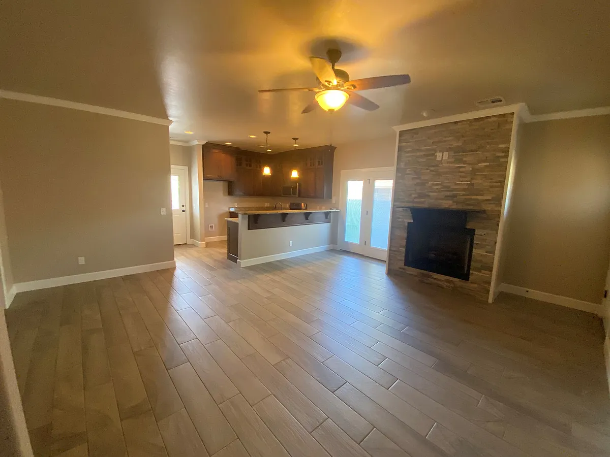 Floor plan 3 Bed, 2.5 Bath, 2 Car Garage