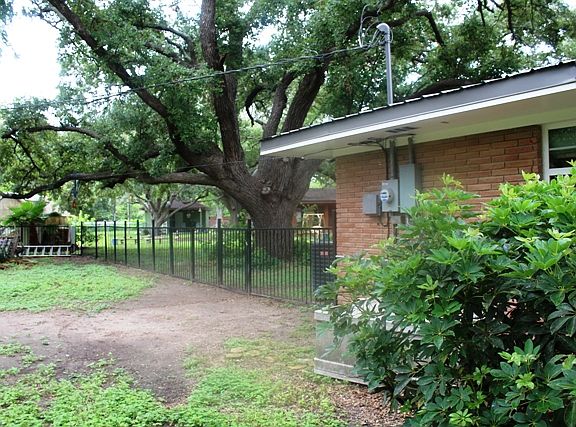 5th image of 616 Kiester Ln