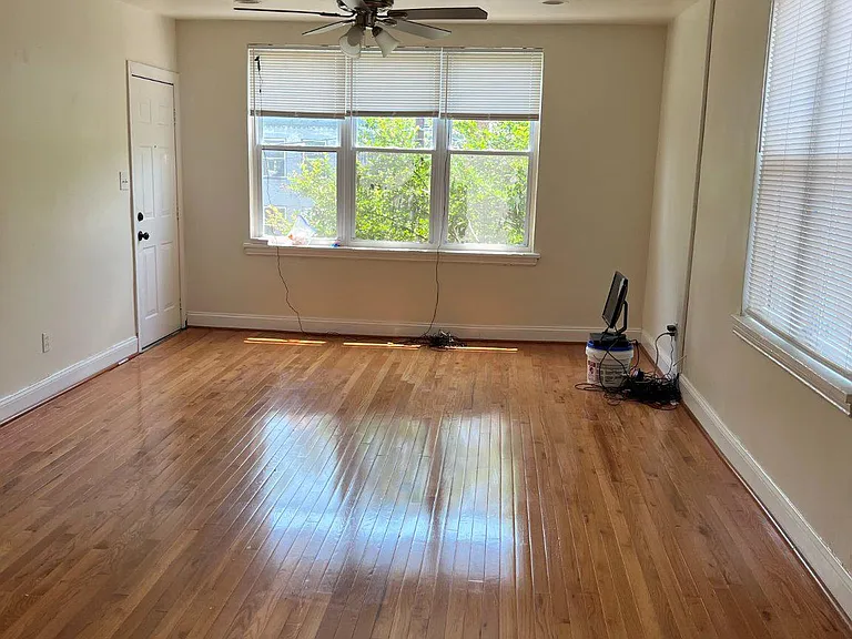 59 Galveston Pl SW #3 — Photo 2