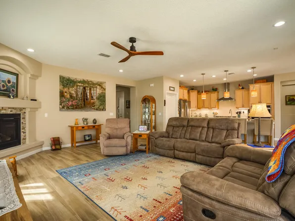 2324 Chuckwalla Spring Trl NW, Albuquerque, NM 87120