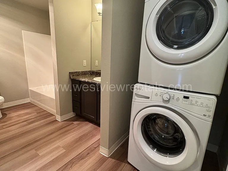 1010 Railroad Ave — Photo 112