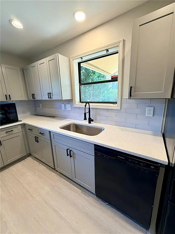 3 bed, 2.5 bath, 1780 sqft, $2,495 — Photo 3