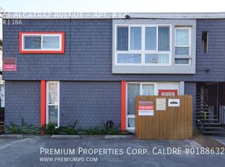 323 Alcatraz Ave #12, Oakland, CA 94618