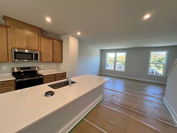 3rd image of 10135 Blue Wing Ln #C18