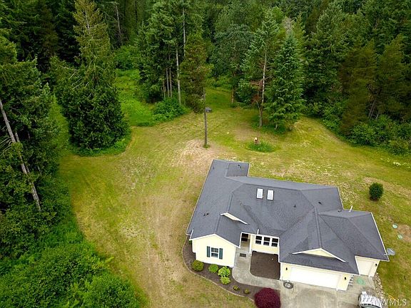 3rd image of 13341 Cedar Grove Ln SE