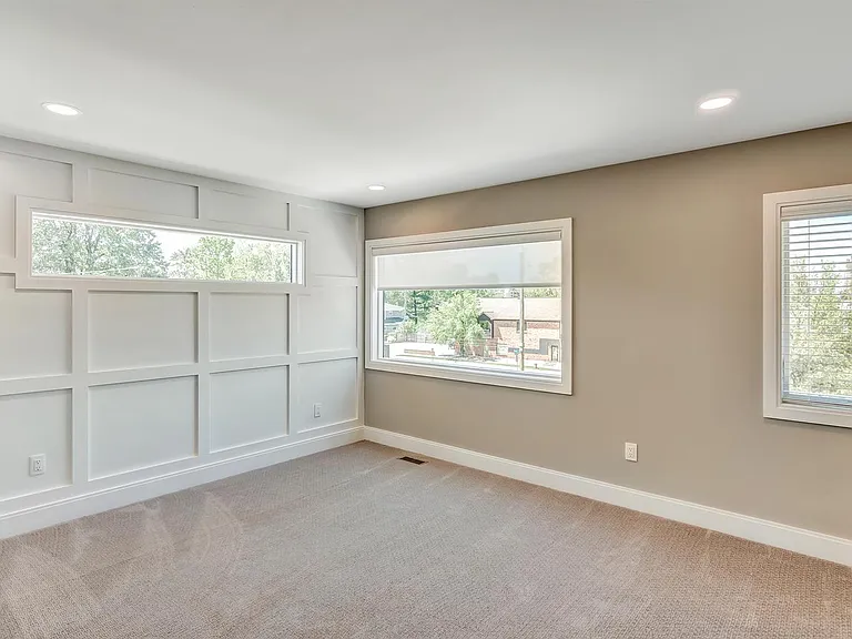 709 E Eleven Mile Rd — Photo 15