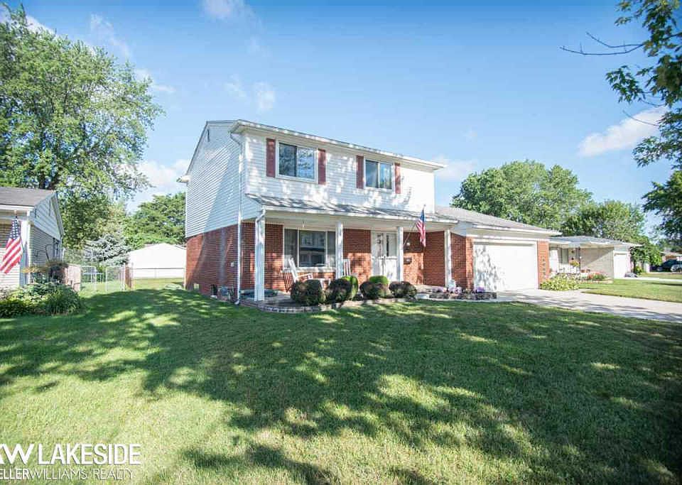 1st image of 30089 Manor Dr