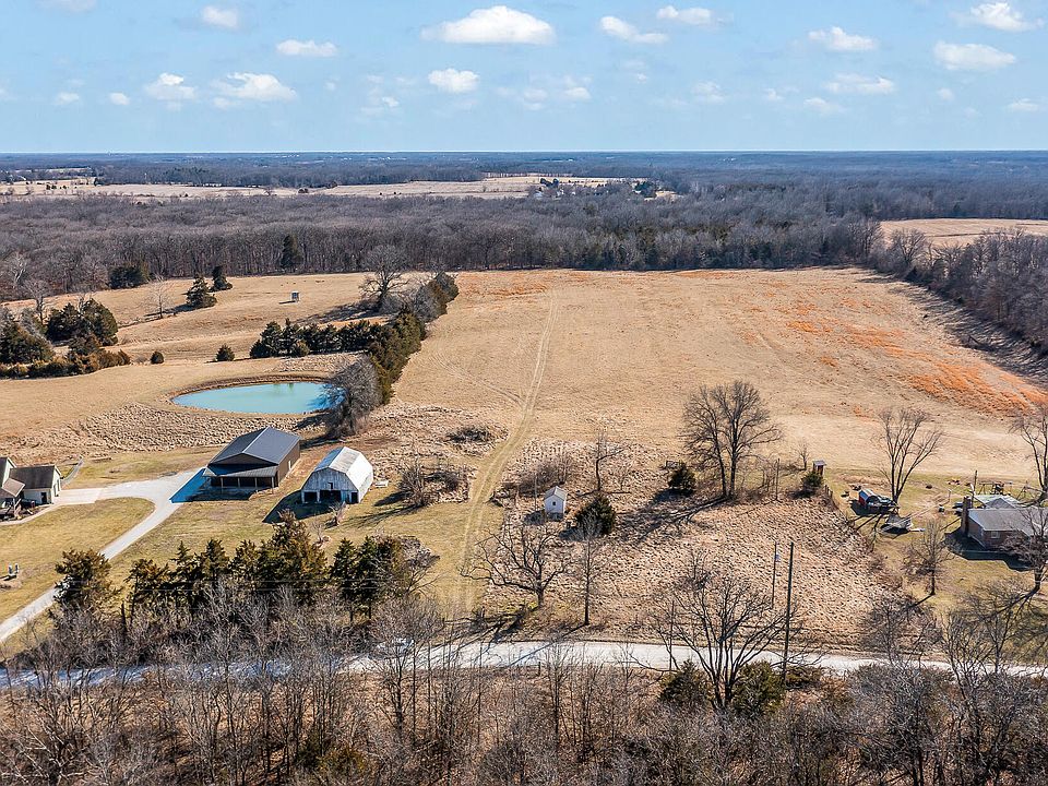 1st image of 220 County Rd