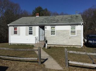 49 Richard St, Taunton, MA 02780