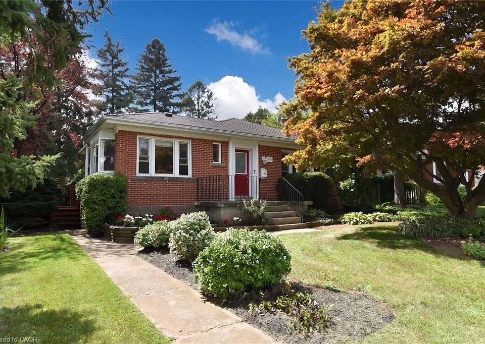 1st image of 936 Boothman Ave