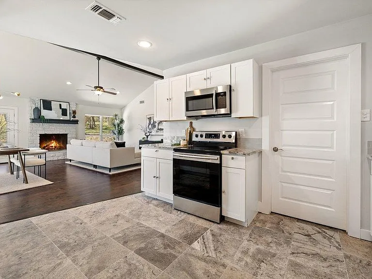 60 Augusta Dr — Photo 16