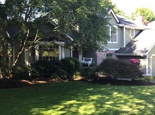 3699 Rivers Edge Dr, Lake Oswego, OR 97034