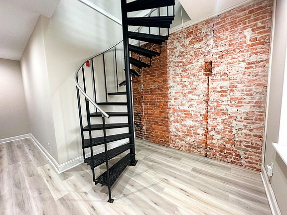 5th image of 3857 N Broad St Floor 1