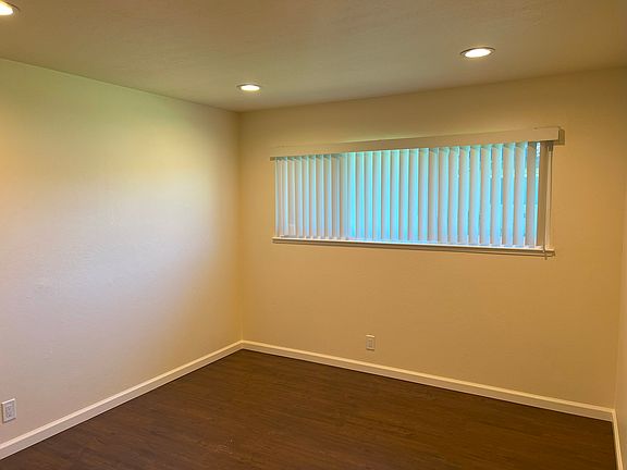 5th image of 2200 Partridge Way APT 1