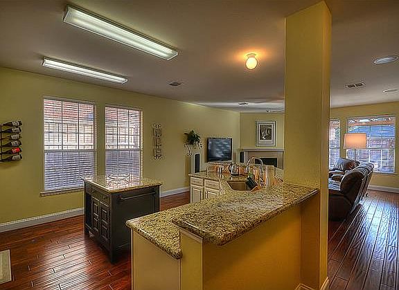 4th image of 2724 Buck Hill Dr