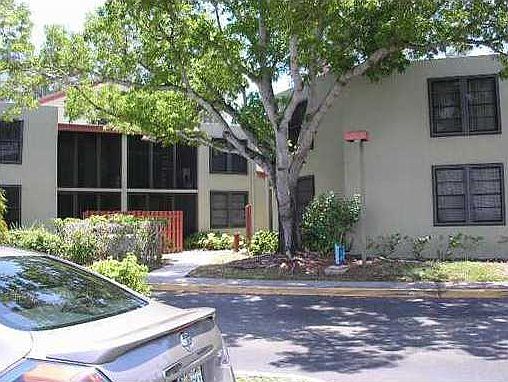 2nd image of 210 Lake Pointe Dr APT 214
