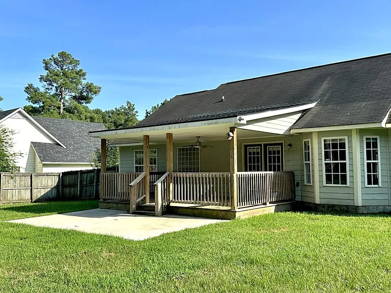 124 Bayou Ct — Photo 21