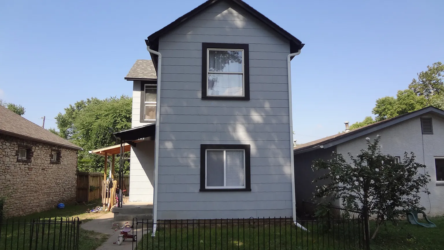 149 Wisconsin Ave photo 1